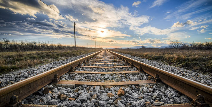 gleise-1555348_960_720