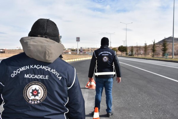 cesitli-suclardan-aranan-2.475-sahis-yakalandi-31012101_m2