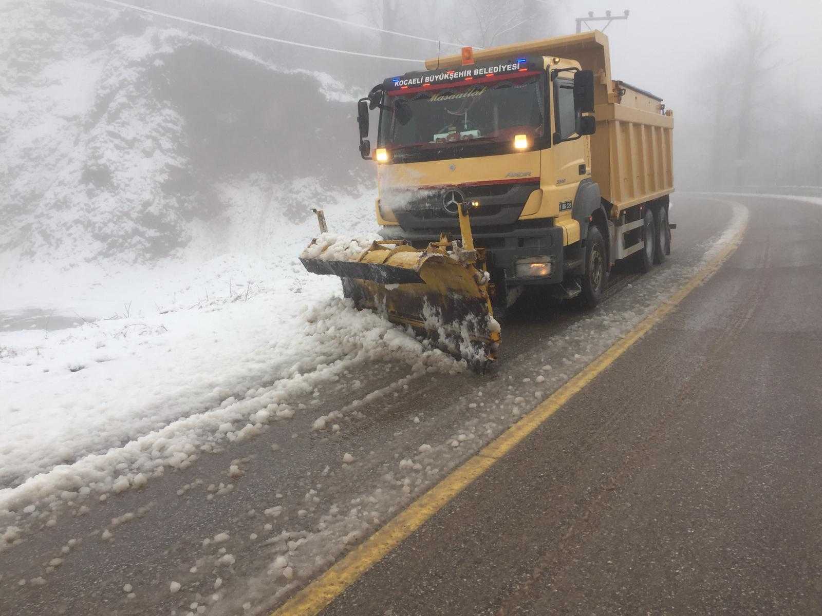 Büyükşehir karla mücadele ekipleri hazır (5)