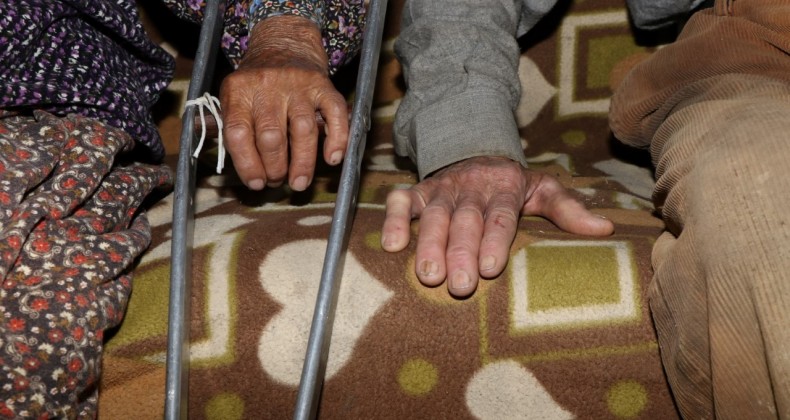 Kandıralı yaşlı çiftin yardımına Büyükşehir koştu