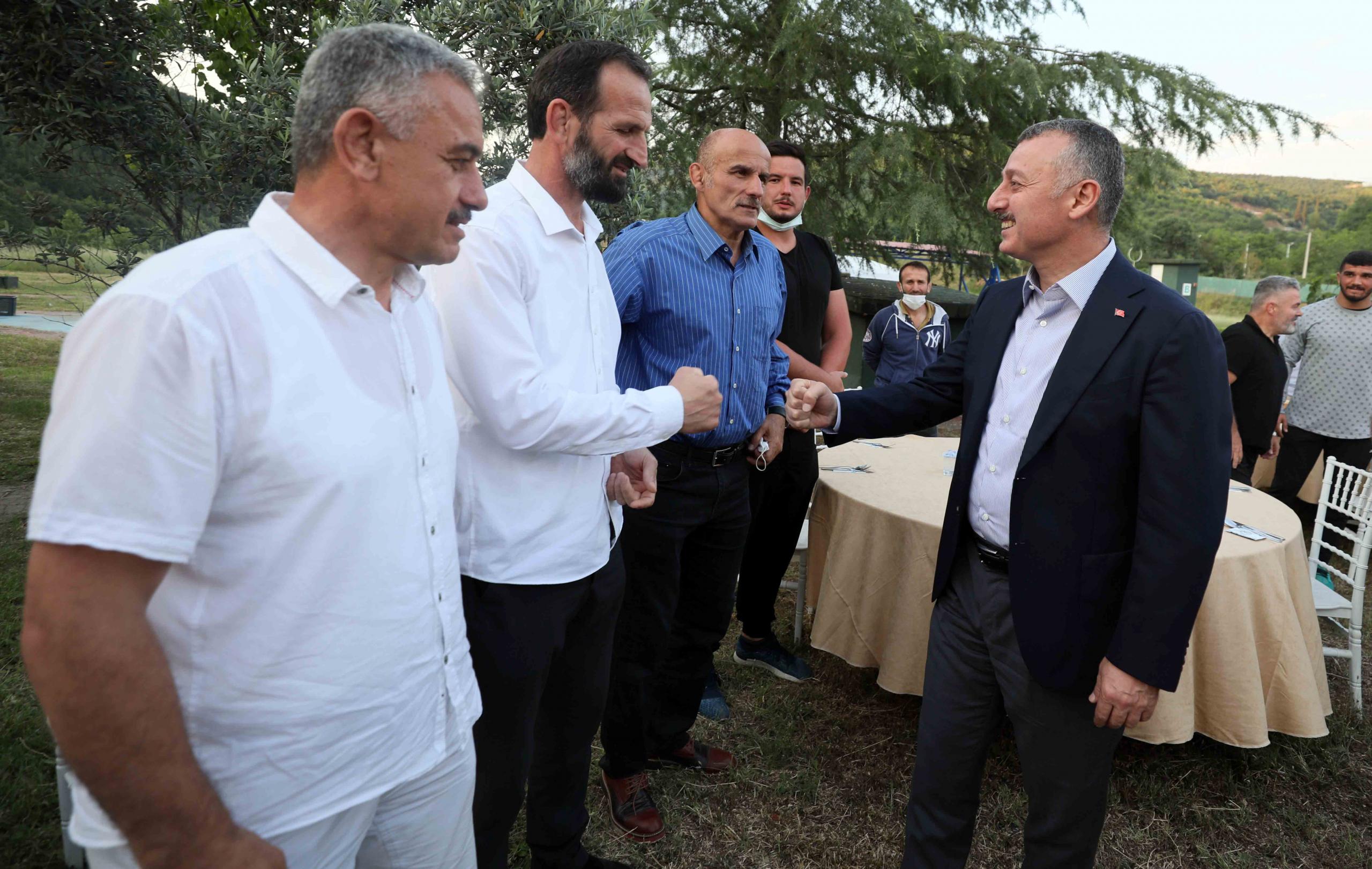 Yağlı güreşçiler14