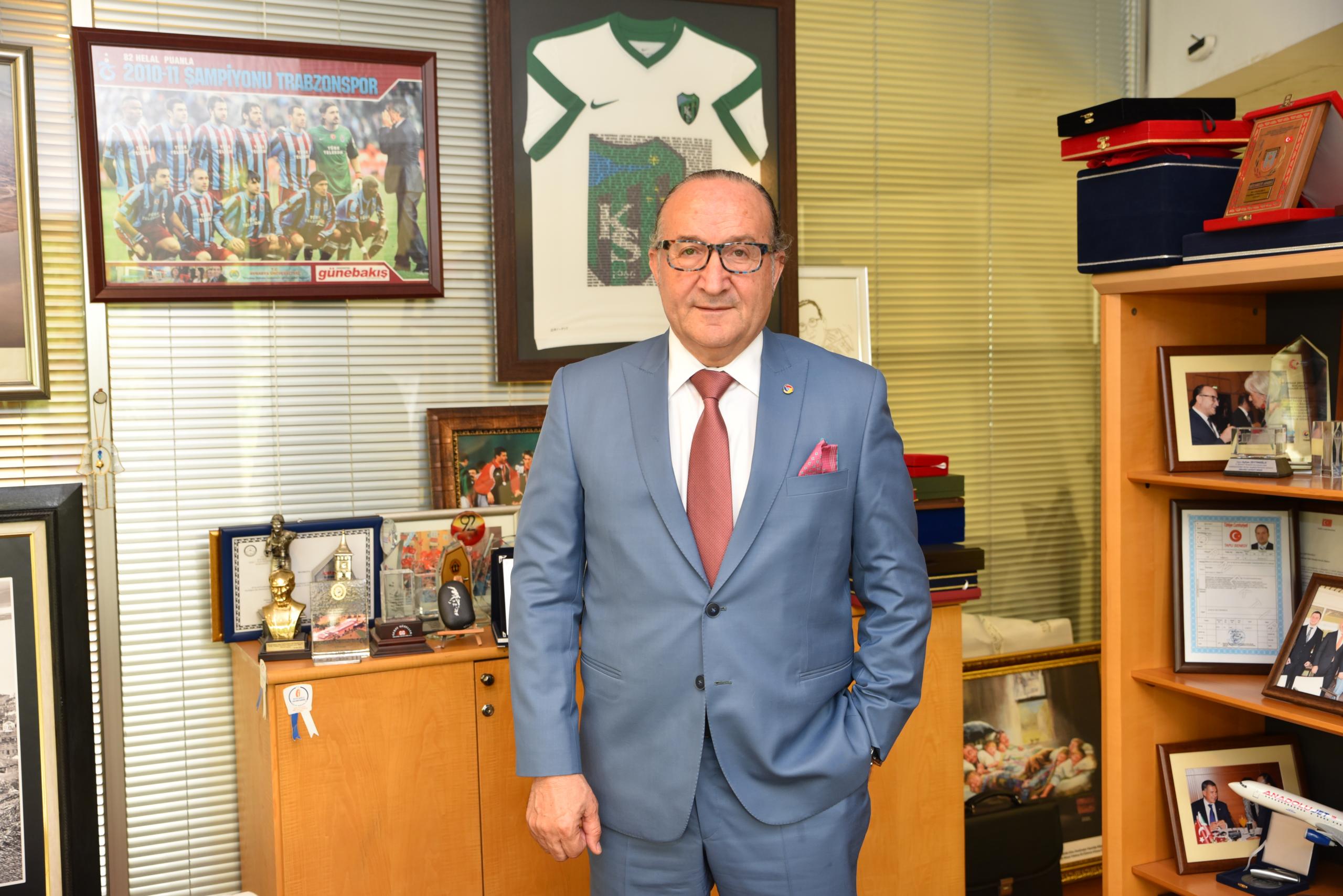 Ayhan Zeytinoğlu (2)