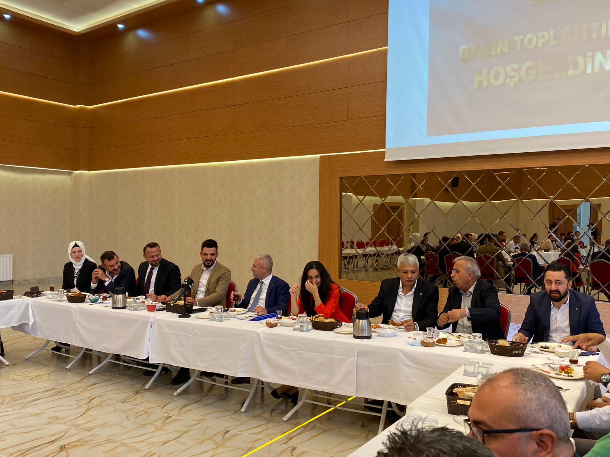 242382230_1900550443456380_1233968988018638512_n