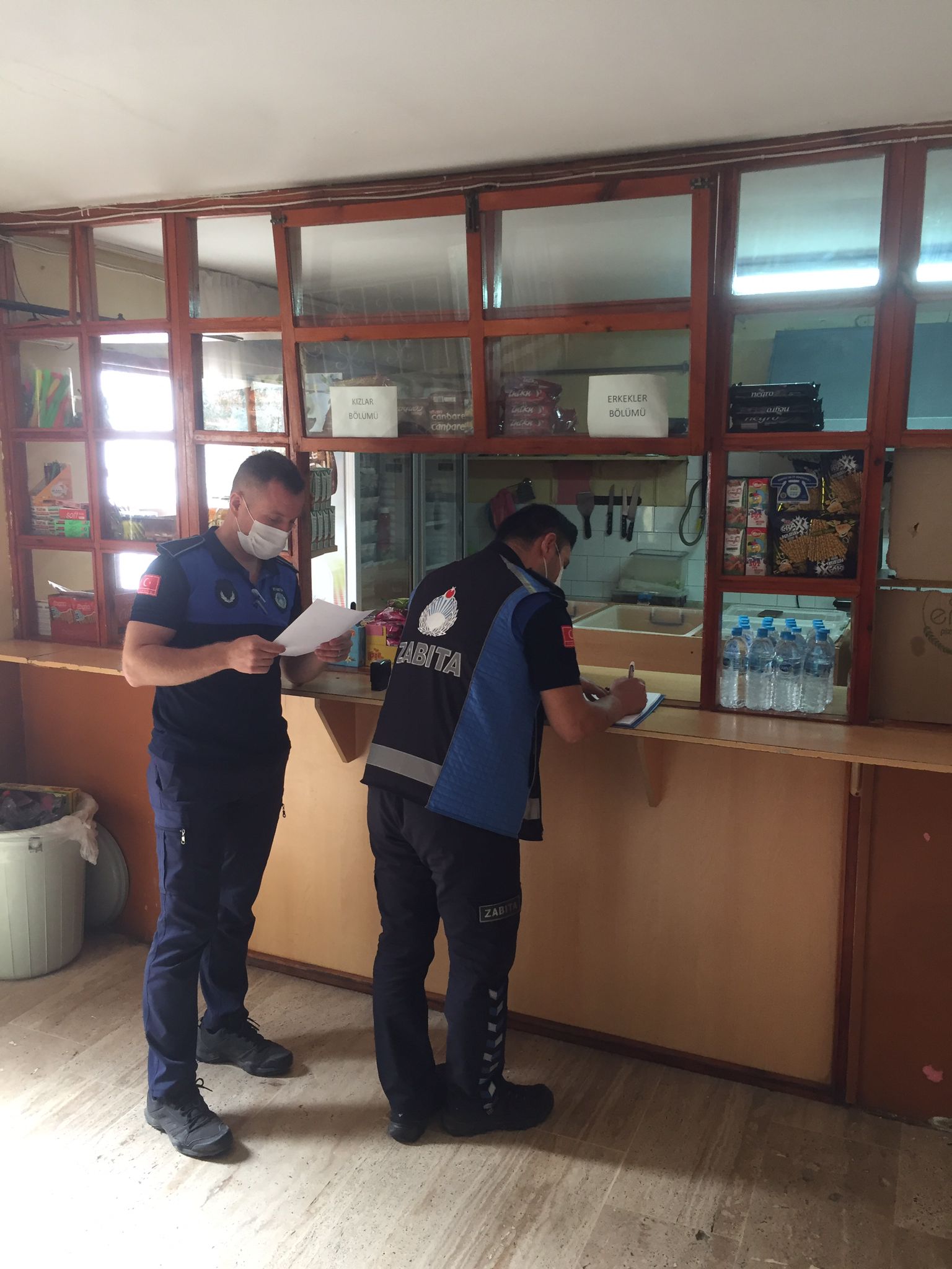 Darıca’da zabıta ekipleri okul kantinlerini denetledi (3)