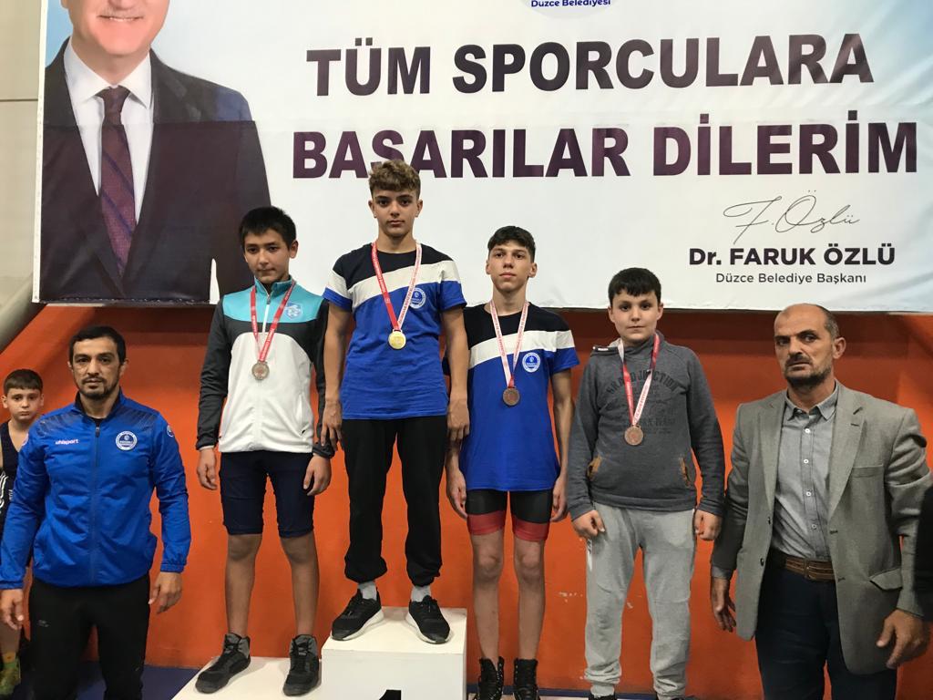 Kağıtspordan Tam 34 Madalya (1)