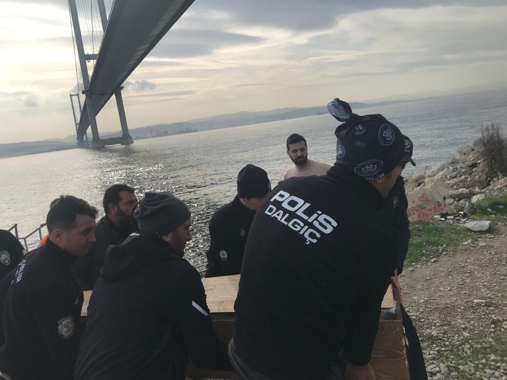 695b4b5b-ca0d-4aac-904d-bc5db90a5f23