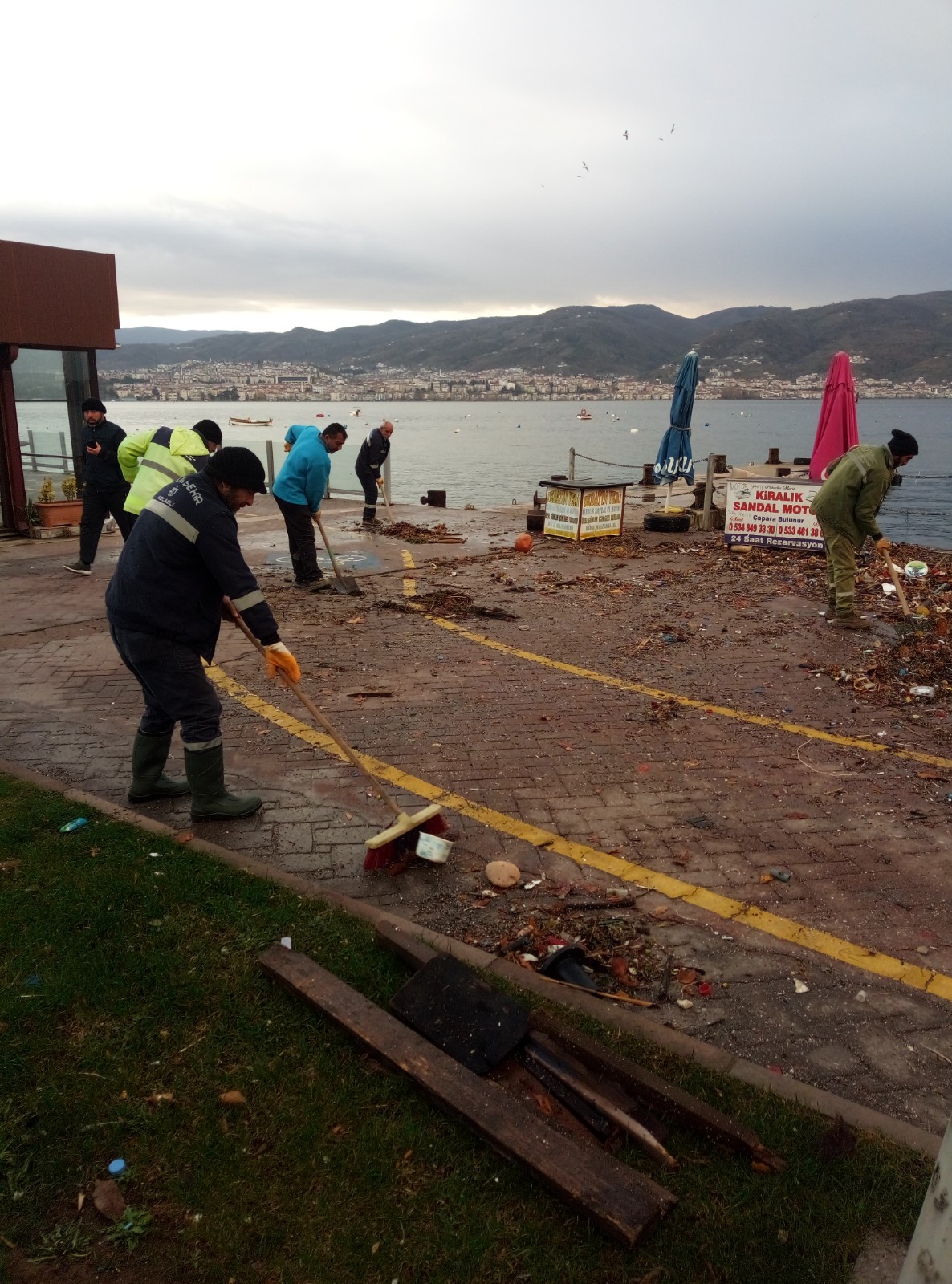 6a40e1f4-7a9d-463a-95cc-f21e27d8542e