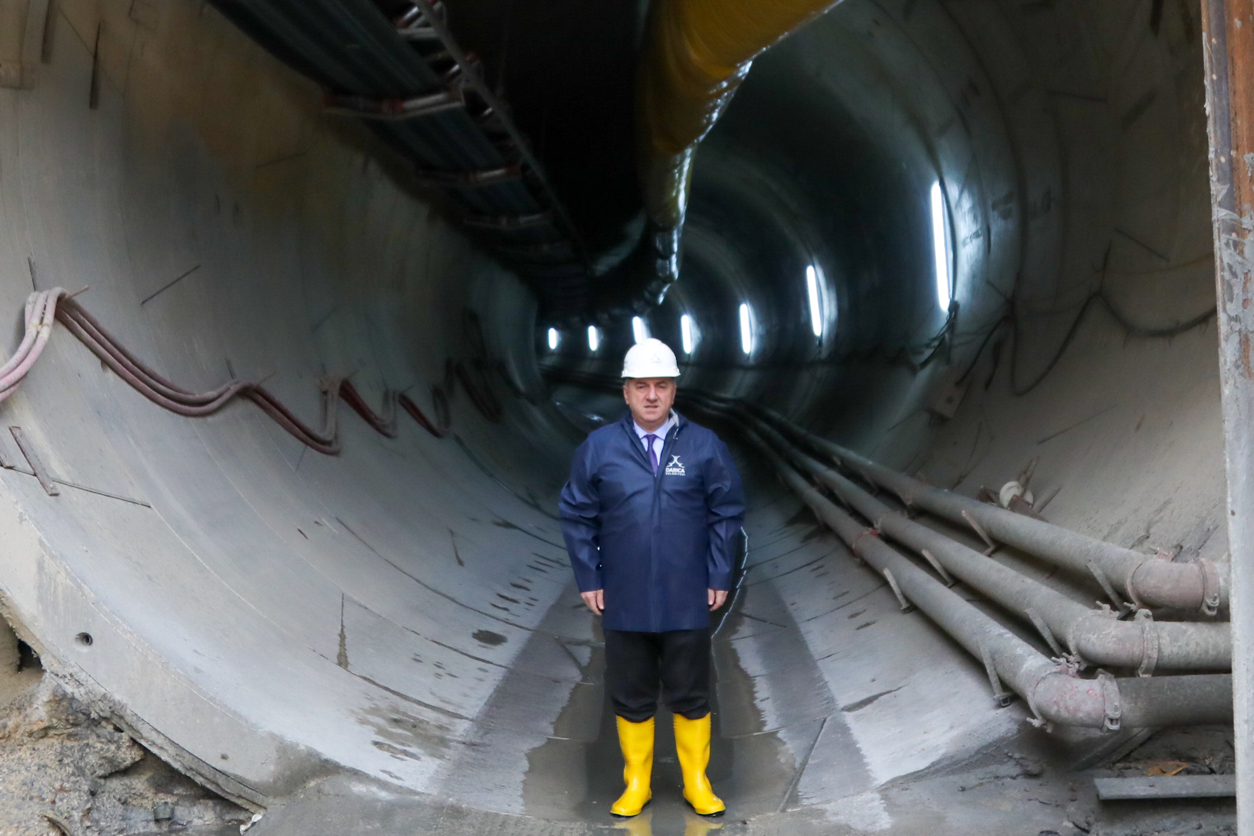 Başkan Bıyık, metro inşaatını inceledi (1)