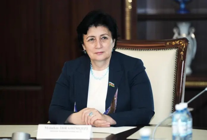 0a9026d7-d44f-4b20-8e92-8febaefc90fb