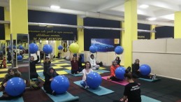 Darıcalı hanımlar pilates ve boks öğreniyor