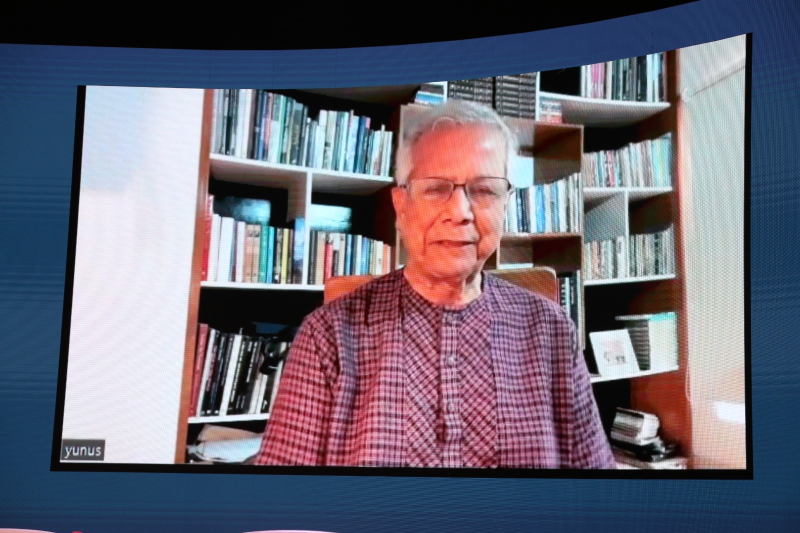 04cf9eb5-4acb-4d2c-ac28-522fce1f5e61