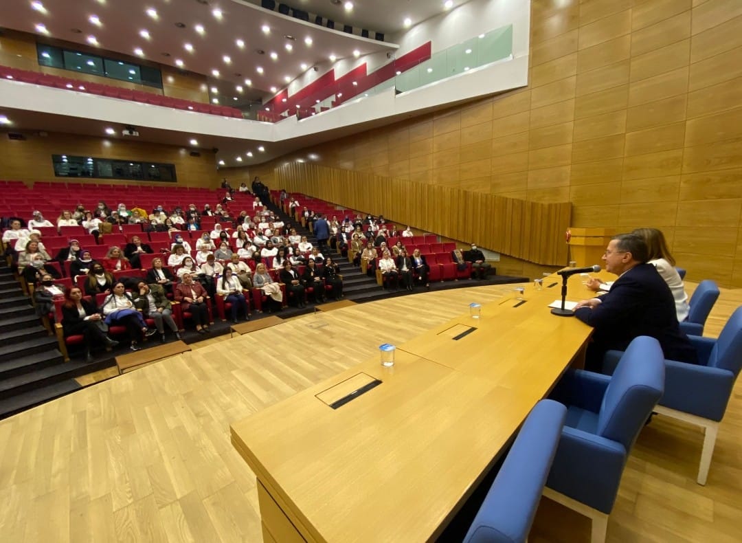 6d211b6e-134c-417b-a4b5-6eec5a49d656