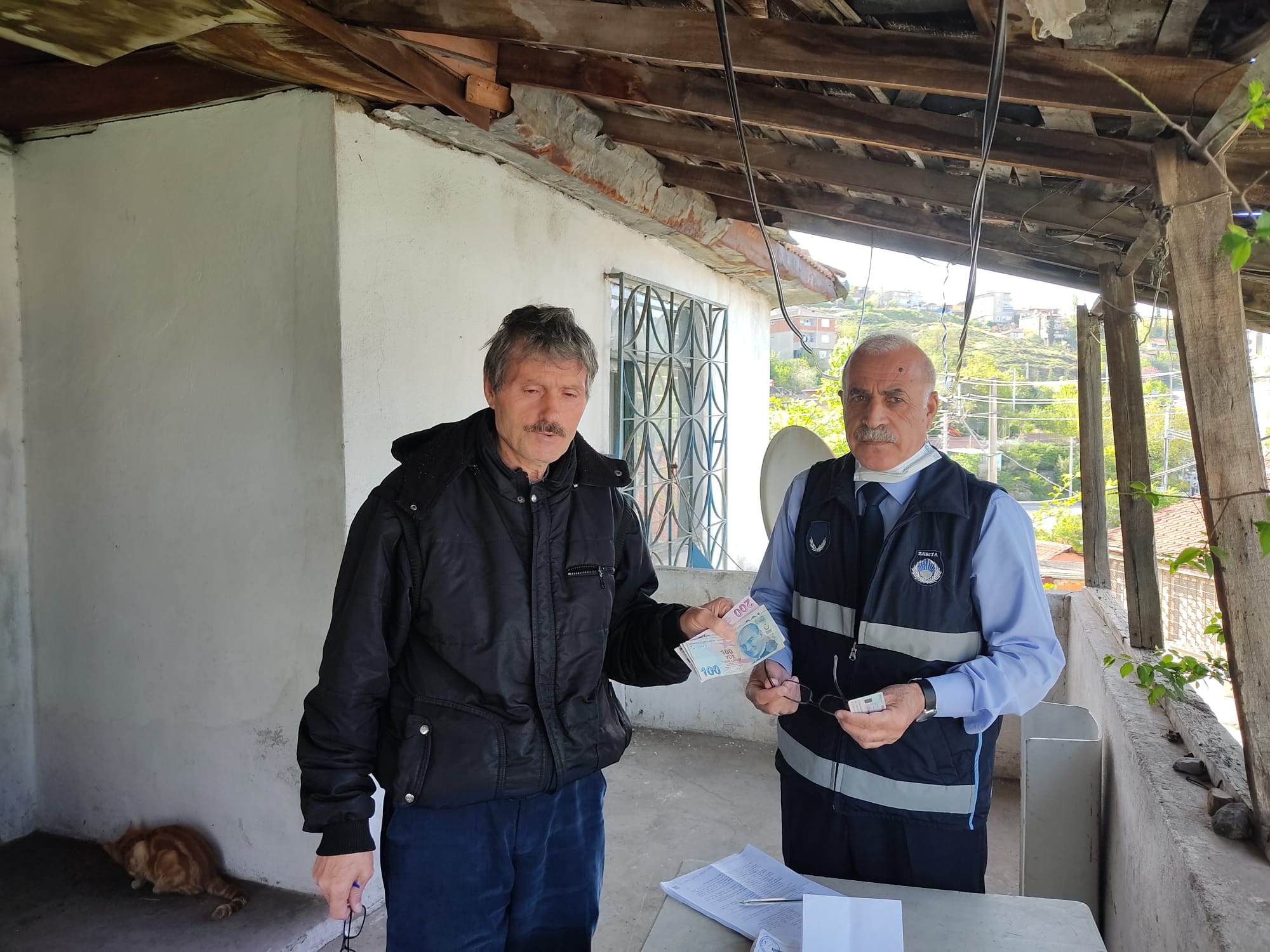 483b2e07-9721-49a0-aeb7-9cbcf79c8aab