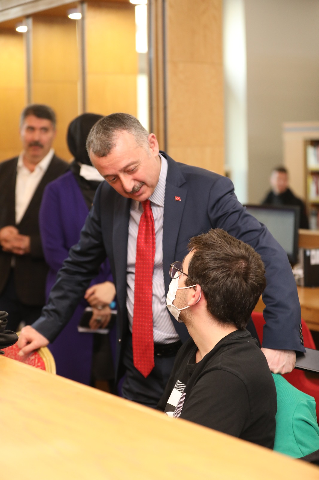 Akademisyen Başkan (4)