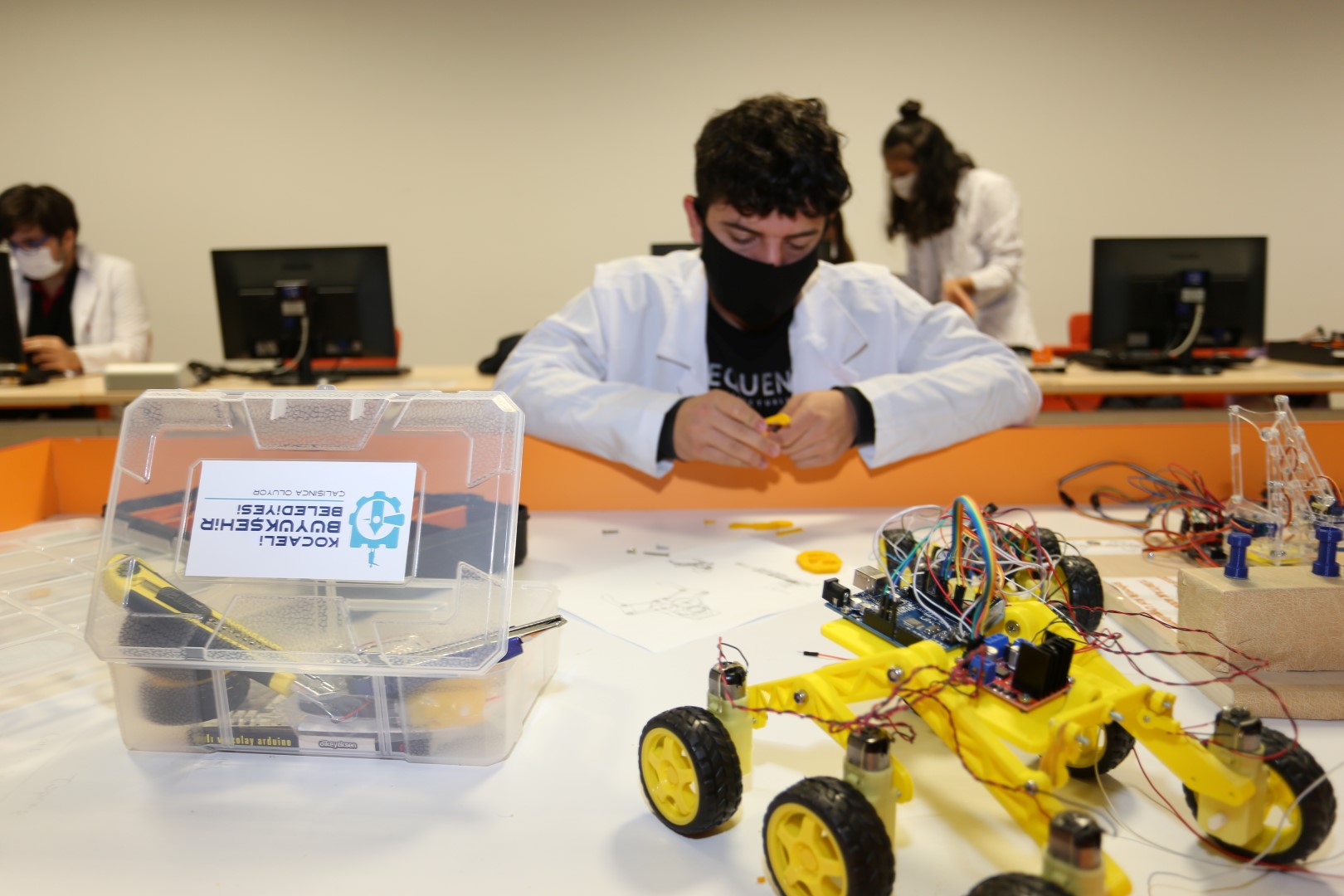 Kocaeli'ye 99 kodlama atölyesi daha (5)