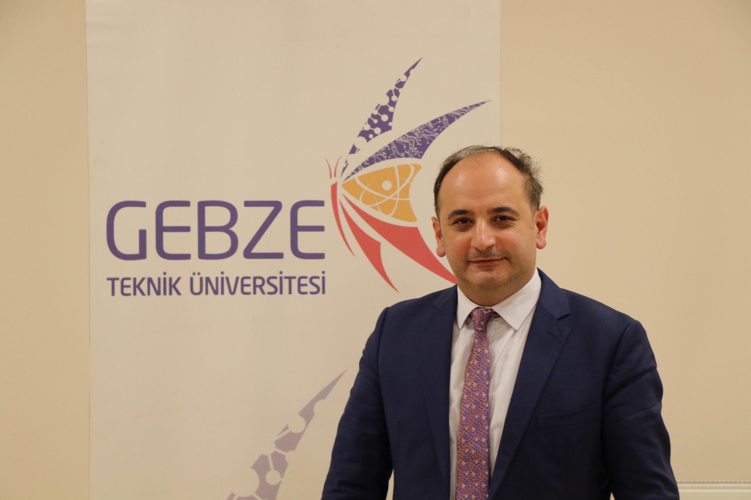 Prof. Dr. Arif Çağdaş Aydınoğlu