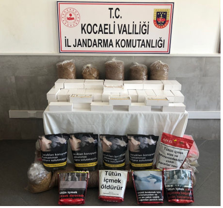 Jandarma kaçak tütün yakaladı