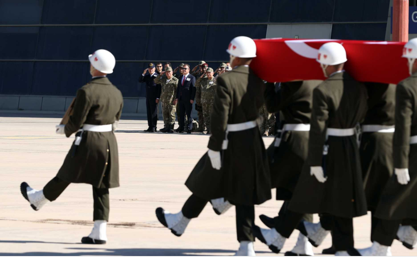 şehitlerimiz son yolculuklarına uğirlaendı