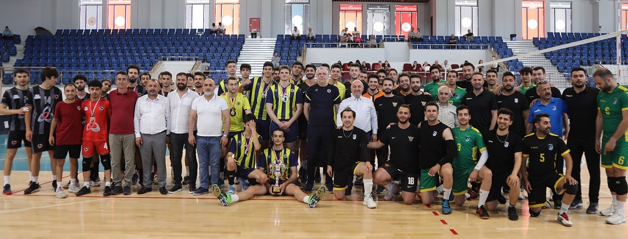 Darıca’da Voleybol Cup şöleni yaşandı (11)