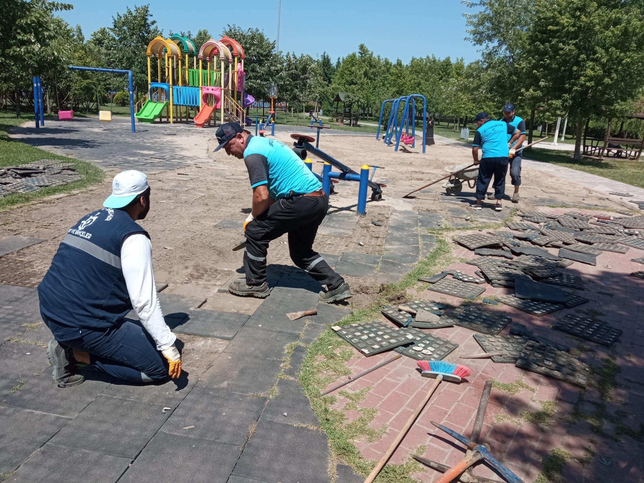 Büyükşehir, Tavşancıl Sahil Parkını yeniliyor 1