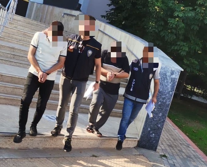 081f3bae-fa6c-40ba-8141-bc5b02271906