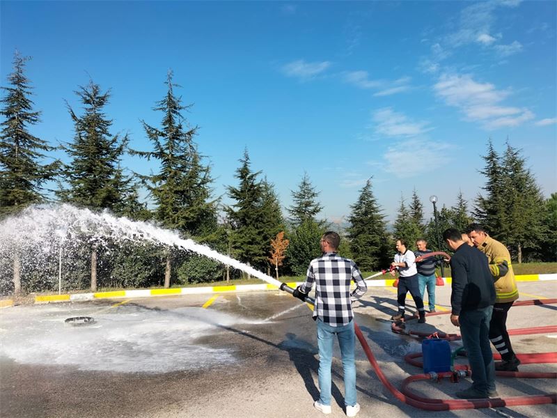 Buyuksehir_Itfaiyesinden_IZAYDASa_egitim_3_Large_800_600