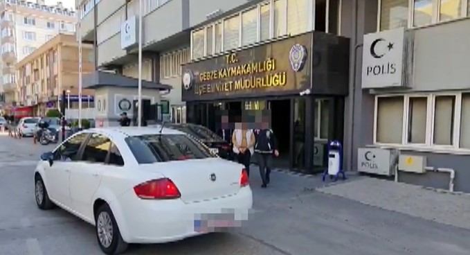 MOTORSİKLET HIRSIZLARI