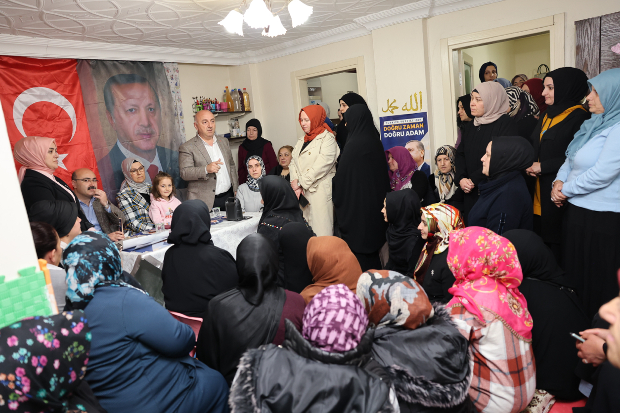 Dedikodu siyaseti yapmıyor, eser siyaseti yapıyoruz (3)