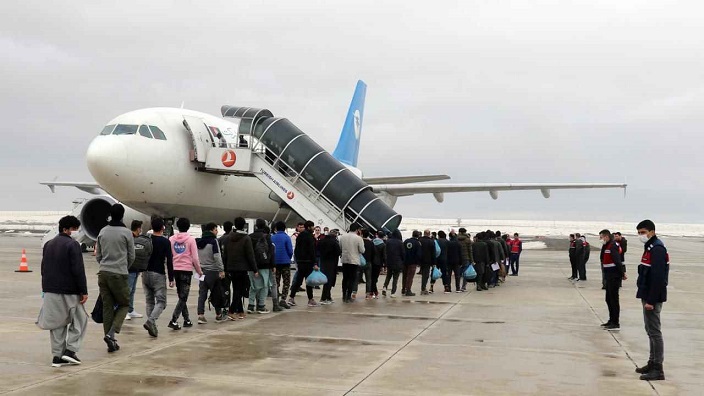 agri-duzensiz-gocmen-aa-1809182-1