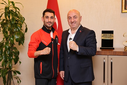 thumbnail_Darıcalı Şampiyon Dünya arenasına çıkacak (1)