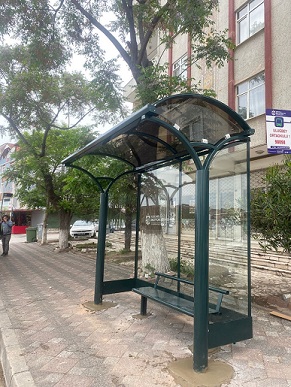 thumbnail_Büyükşehir 12 ilçede durakları yeniliyor (3) (Large)