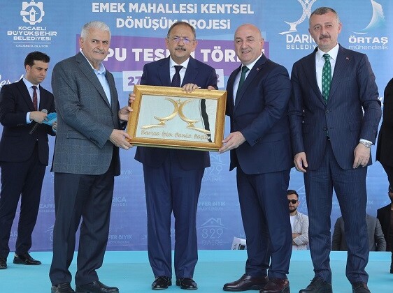 thumbnail_DARICADA-ACILIS-BAYRAMI-BAKAN-OZHASEKININ-KATILIMIYLA-SURUYOR-1-562x420
