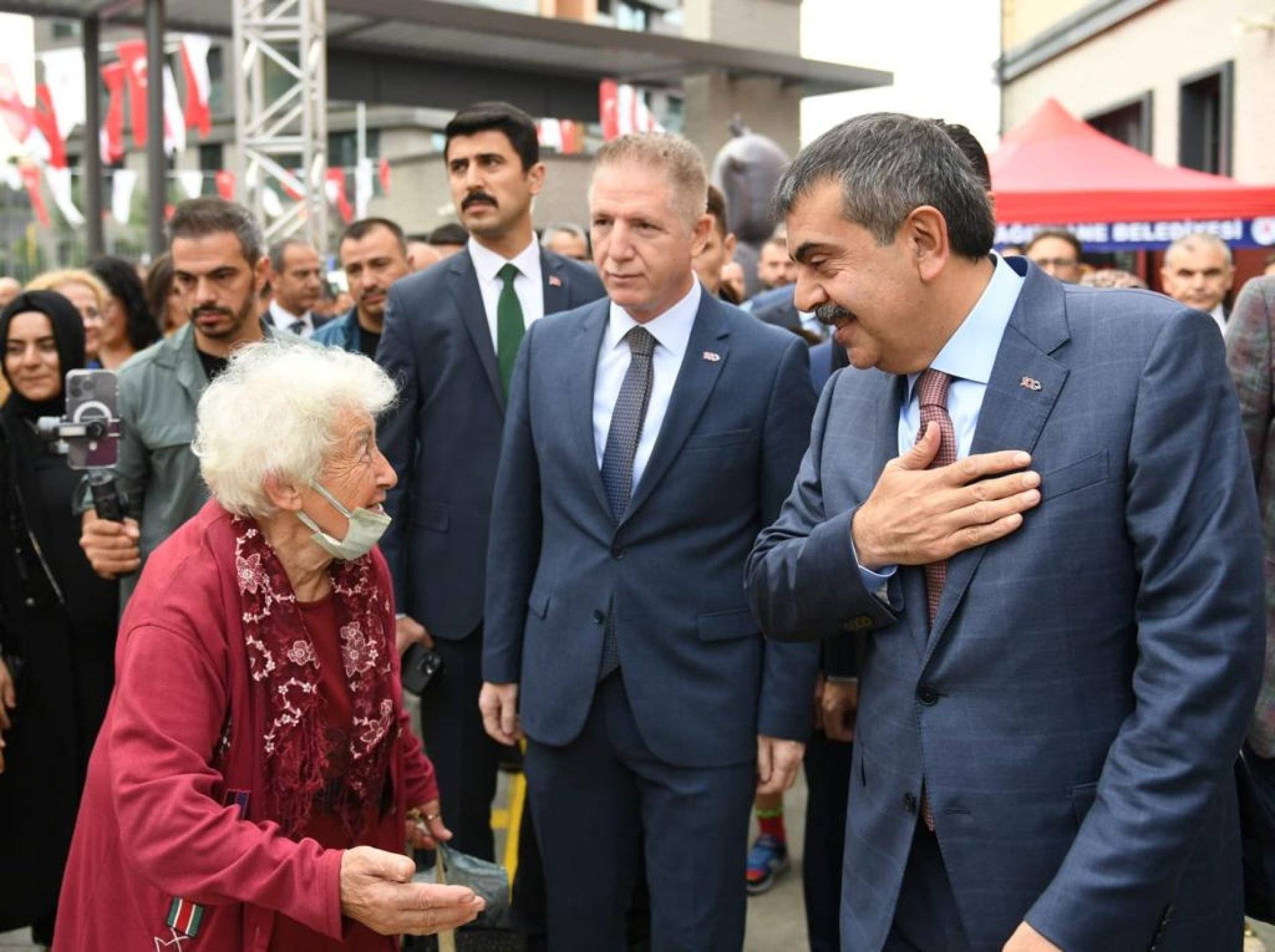 Bakan Tekin, “Özel Eğitimde Dünyaya Örnek Olacak Bir Sistemimiz Var”