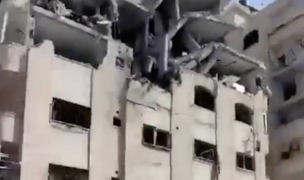 İsrail Filistin Kızılay Deposu’nu Vurdu !