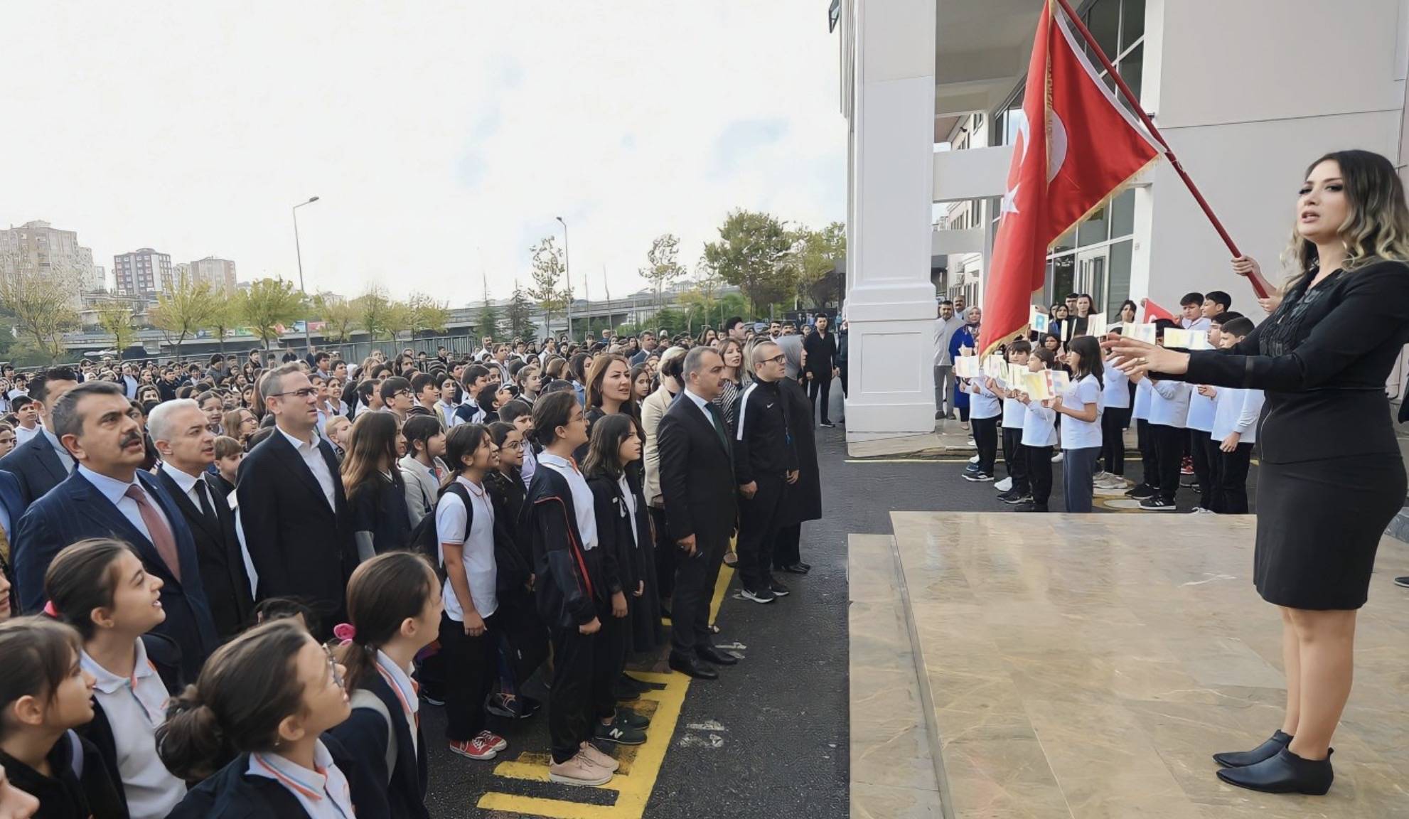 Okullarda Filistin’de Yaşamını Yitiren Çocuklar İçin 1 Dk Saygı Duruşu