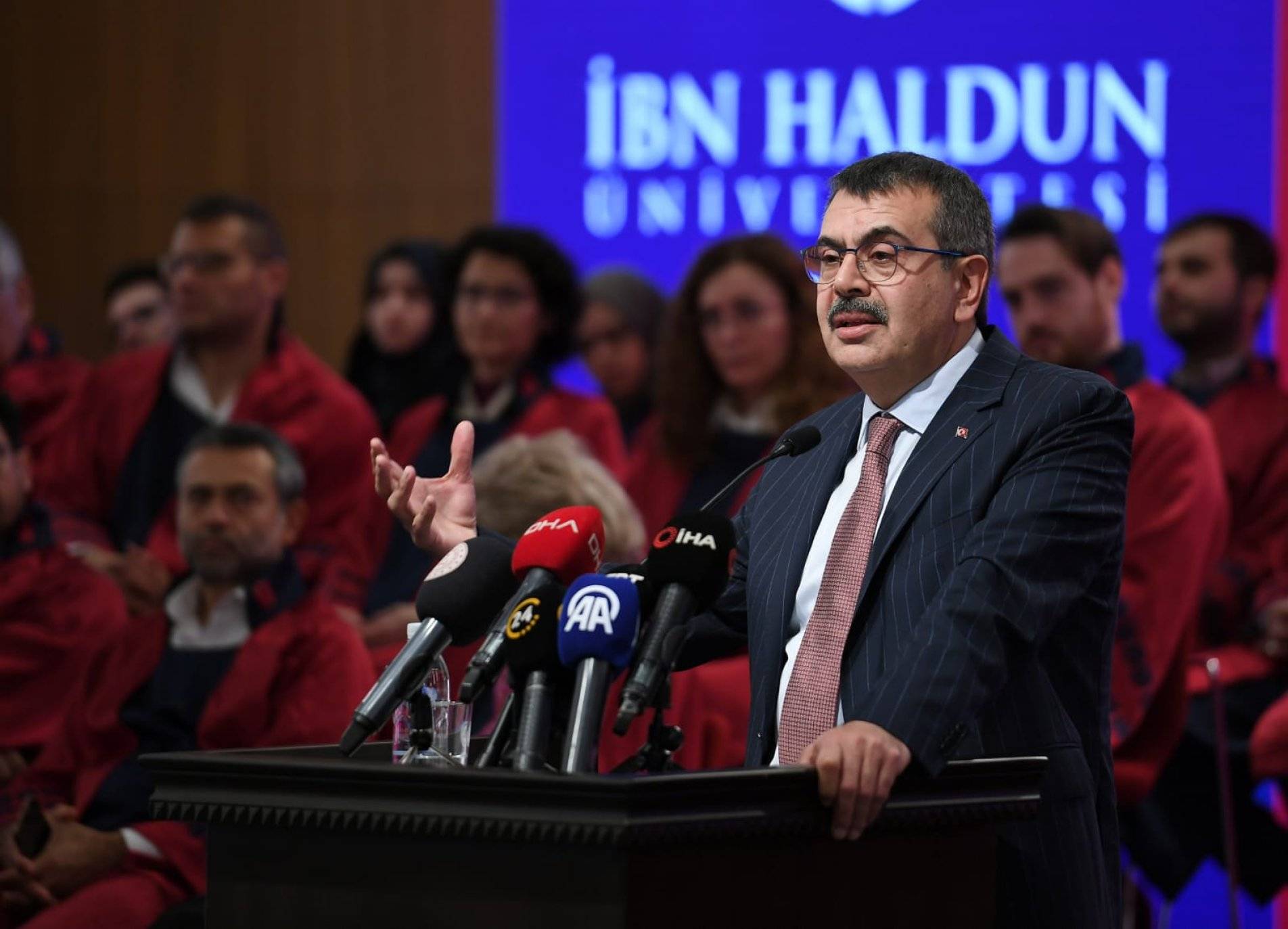 Bakan Tekin, UNESCO 42