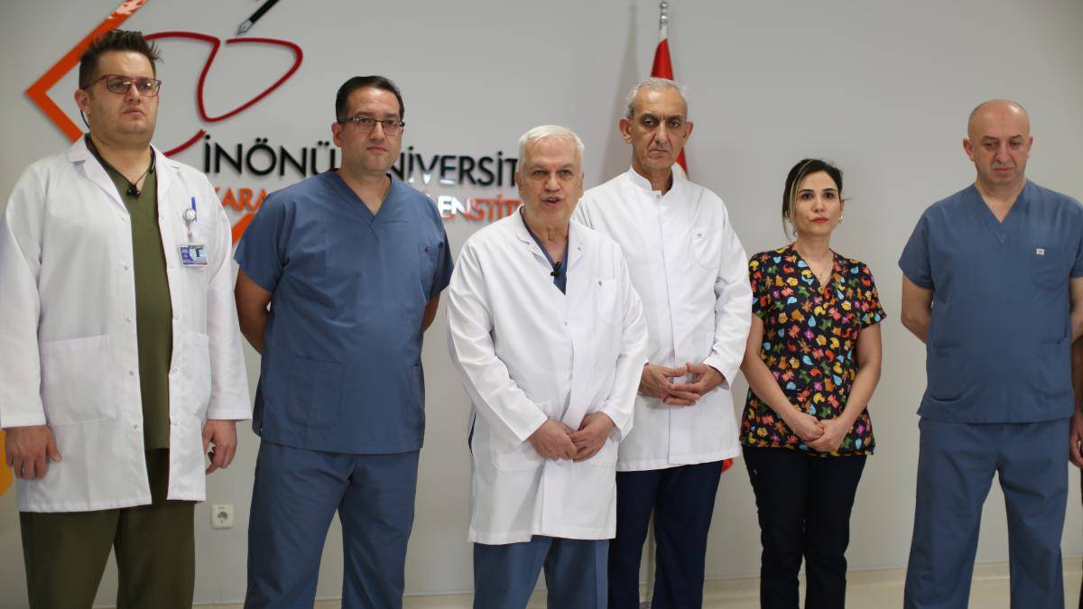 Dünyanın ilk 6’lı Çapraz Karaciğer Nakli Malatya’da Gerçekleşti