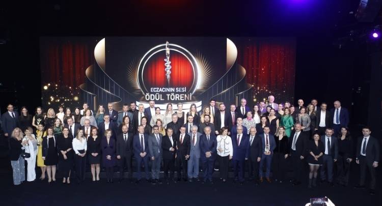 Eczacılığın “enleri” Ödülleri Muhteşem Bir Geceyle Sahiplerini Buldu
