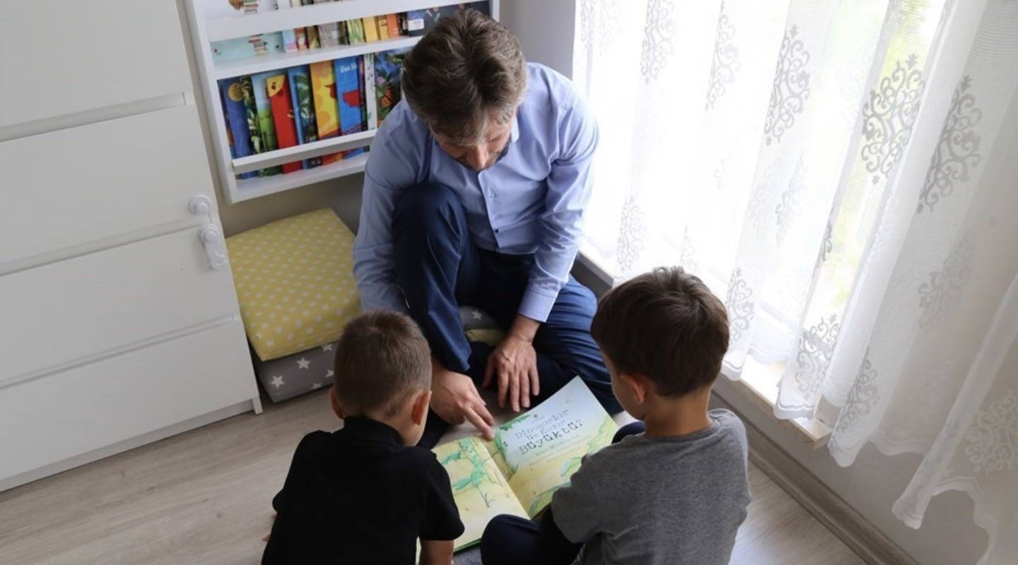 Koruyucu Aile Sayısında Artış: 10 Bin 84 Çocuk Sevgiyle Büyüyor!