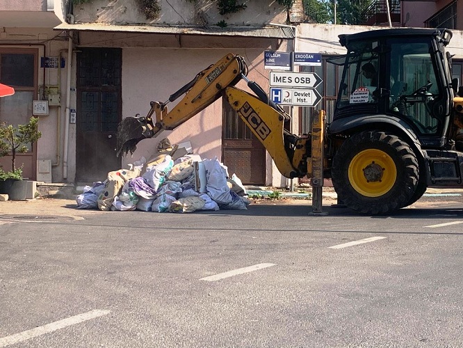 Dilovası'nda Molozlar Ücretsiz Toplanıyor (4)