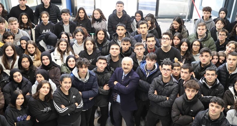 Güzide Gençlik’te Ders Zili Çaldı