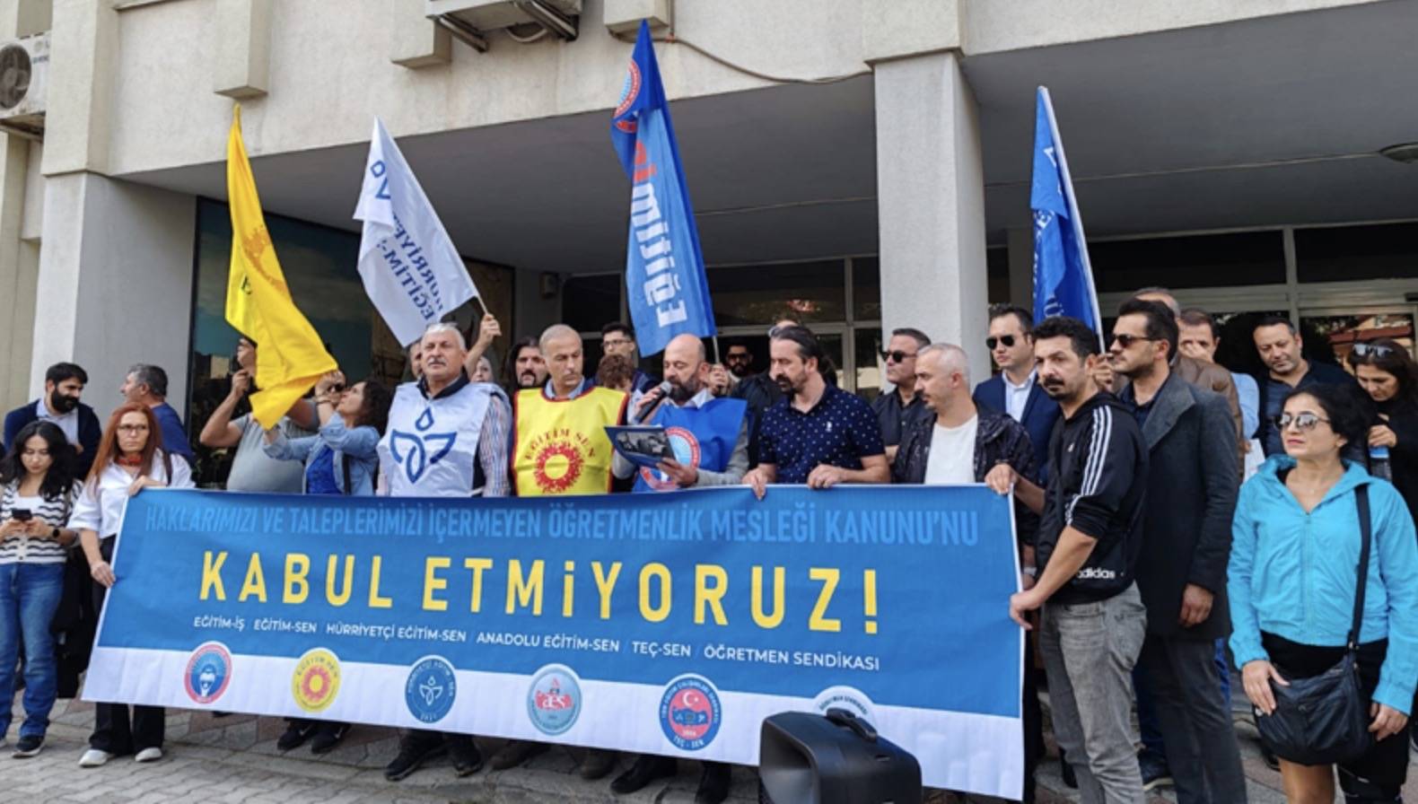 Eğitimi Bitirme Kanunu ! (ÖMK)