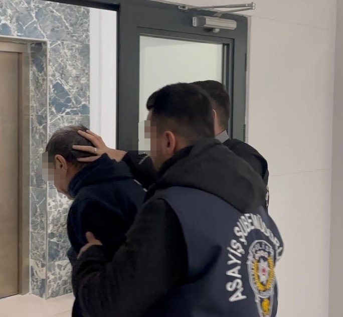 93d9a1a6-8104-4d00-9a2e-fc01e3e8c60e