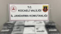 Gölcük’te ünlü markalara ait sahte 1500 adet giyim malzemesi ele geçirildi