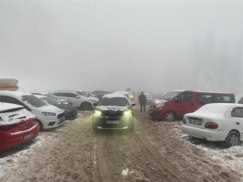 Kartepe_Kayak_Merkezi'nde_hafta_sonu_yoğunluğu_(14)_800_600