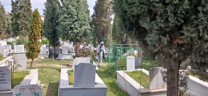 Mezarlıklarda Bayram Temizliği (1) (2)