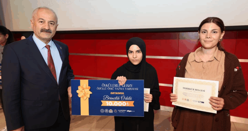 Öykülerle Gebze Yarışmasında Ödüller Protokolden