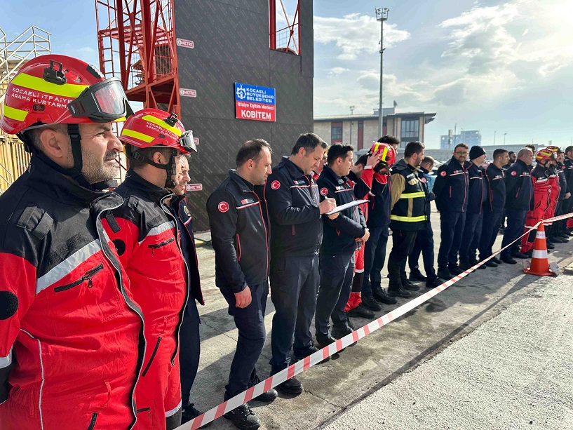 Büyükşehir İtfaiyesi zor günler için akredite olacak (7)