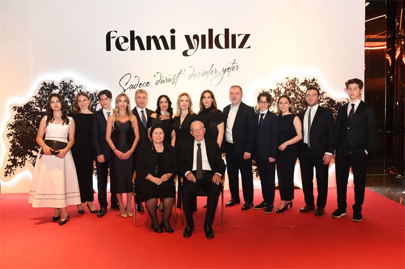 Fehmi_Yıldız_ve_Ailesi_800_600