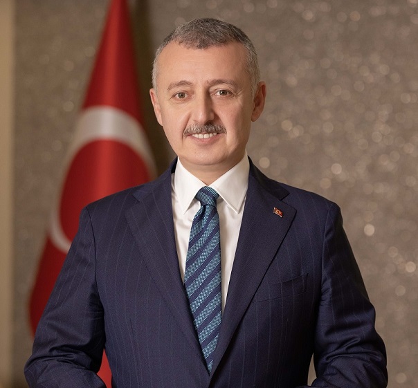 Kocaeli Büyükşehir Belediye Başkanı Doç. Dr. Tahir Büyükakın
